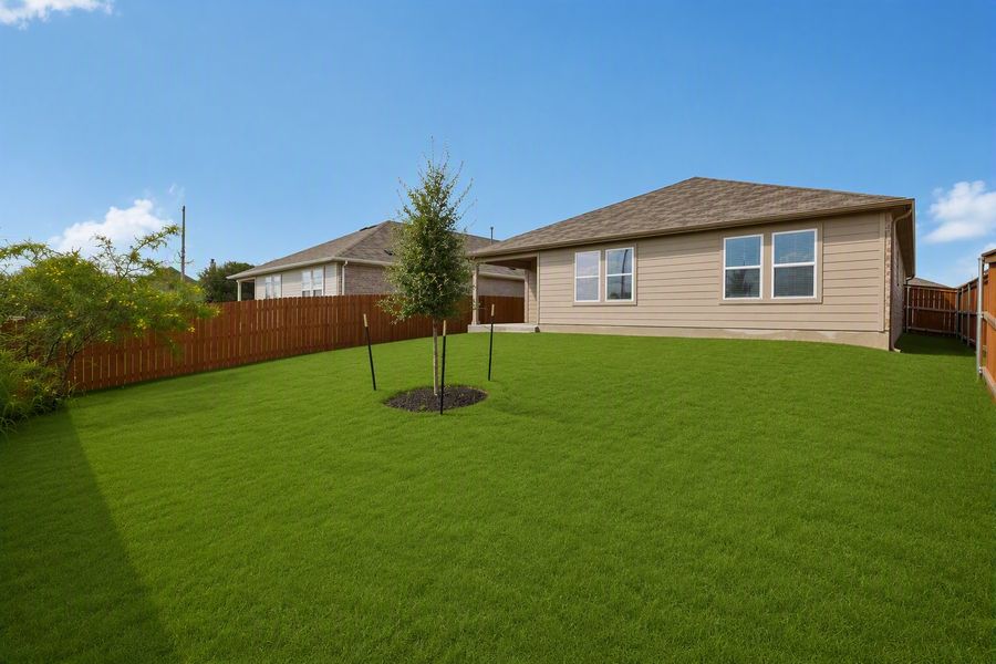 Exterior details and patio area of a home in Lisso, Pflugerville (Image 28).