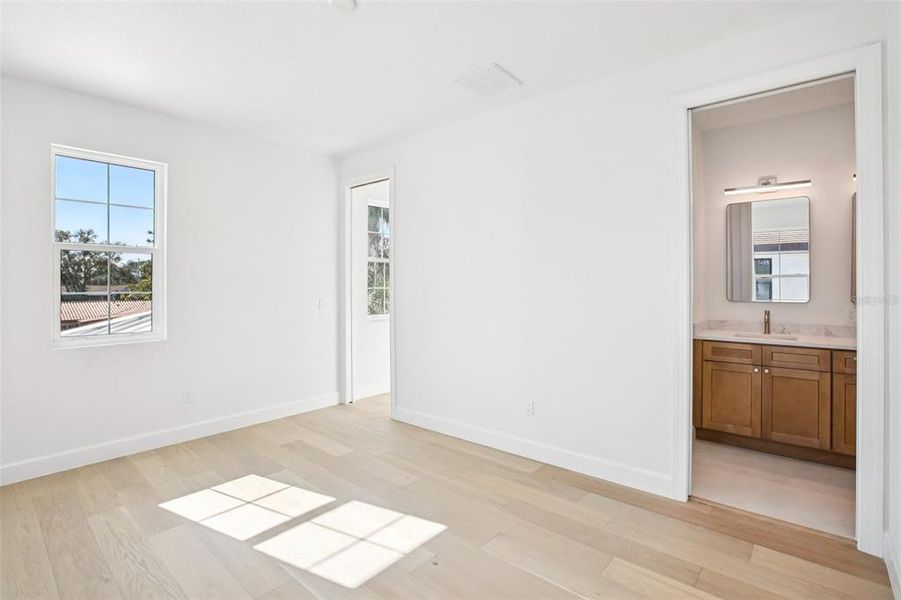 Spacious, unfurnished interior of a new home in , St. Petersburg (Image 23). Spacious, unfurnished interior of a new home in , St. Petersburg (Image 23).