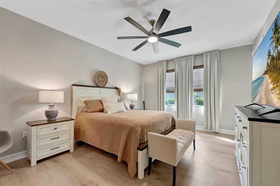 Furnished interior view inside a new home in , North Fort Myers (Image 36).