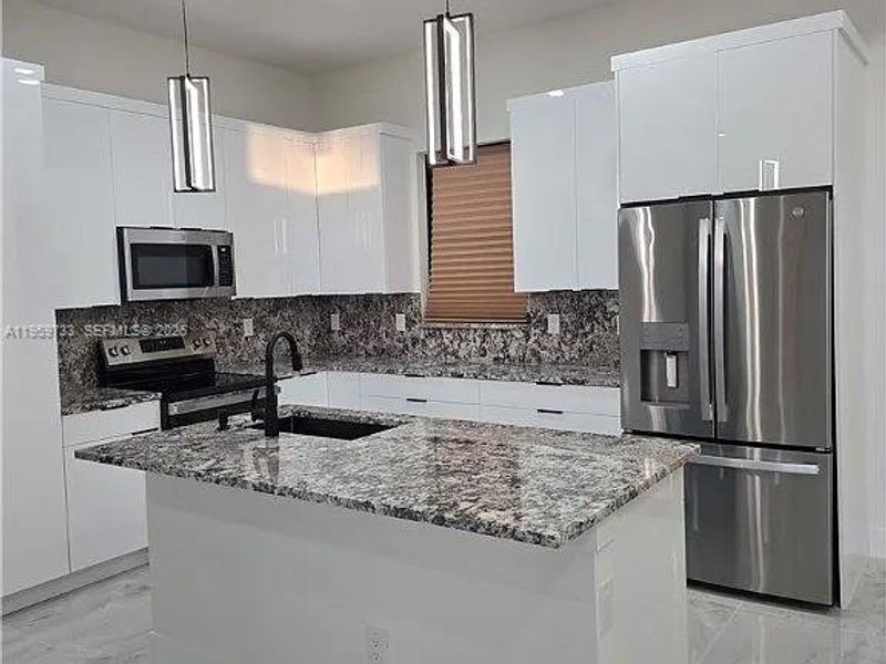 Furnished interior view inside a new home in , Lehigh Acres (Image 7).