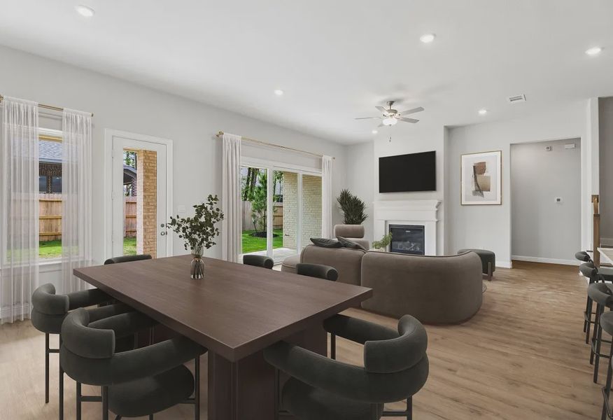 Homesite 2405 Great Room - Staged - 5 of 21