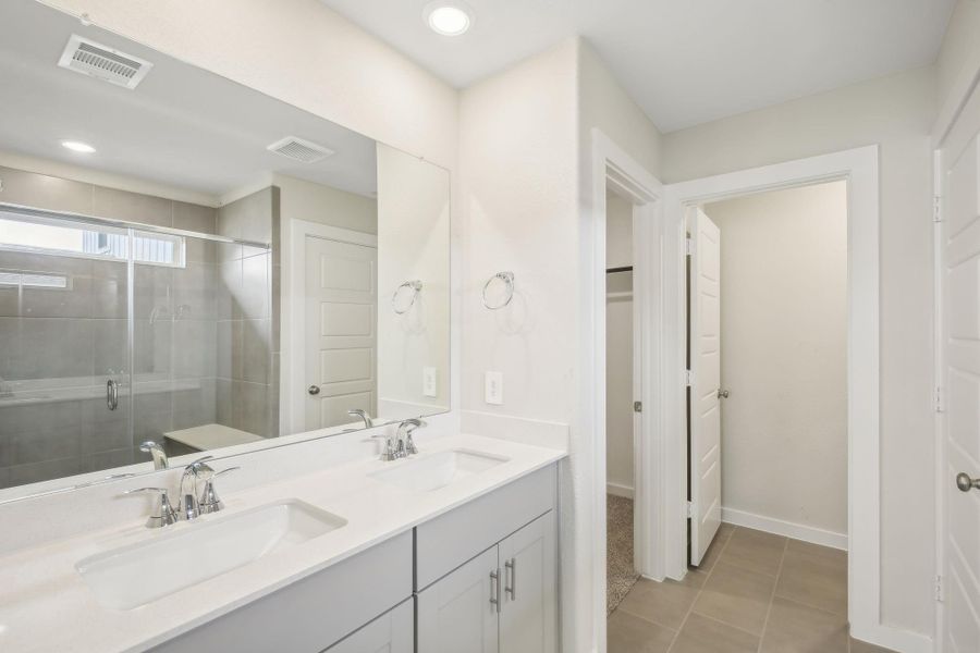 Photo is not of the actual home but is an inspirational photo of builder’s model home and may depict options, furnishings, and/or decorator features that are not included.