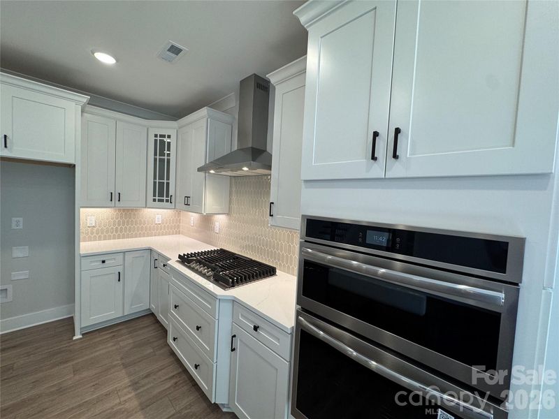 Furnished interior view inside a new home in Robinson Oaks, Gastonia (Image 5).