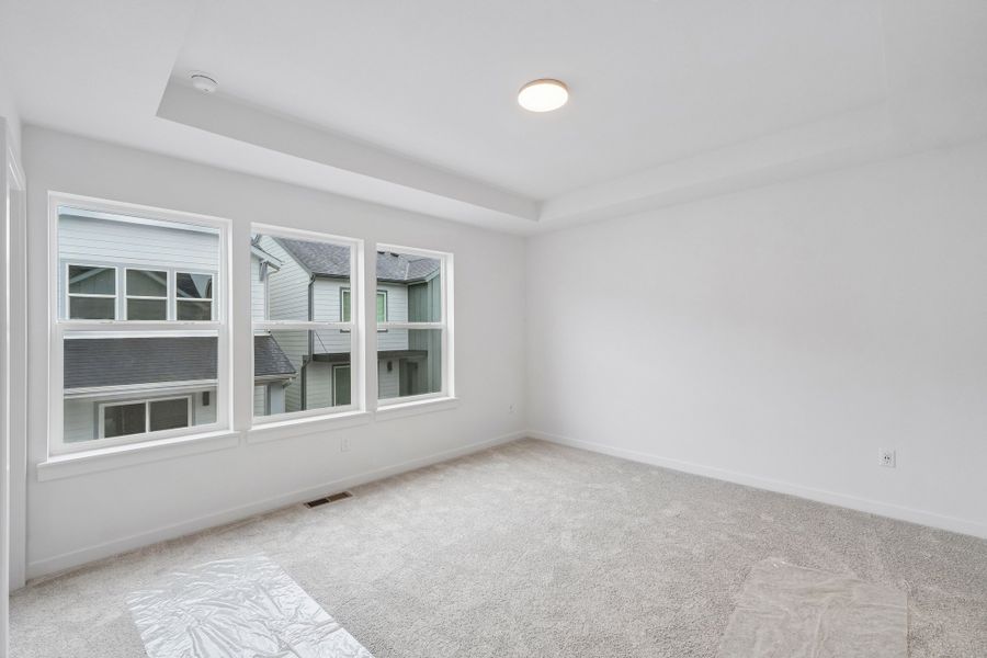 Spacious, unfurnished interior of a new home in Parkside at Victory Ridge, Colorado Springs (Image 25).