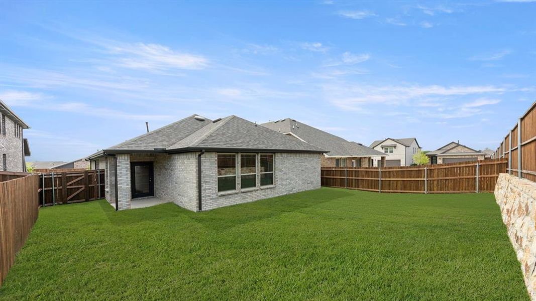 27. 1734 Coachman - Back (2)