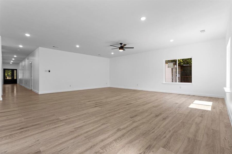 Spacious, unfurnished interior of a new home in , Dallas (Image 20). Spacious, unfurnished interior of a new home in , Dallas (Image 20).
