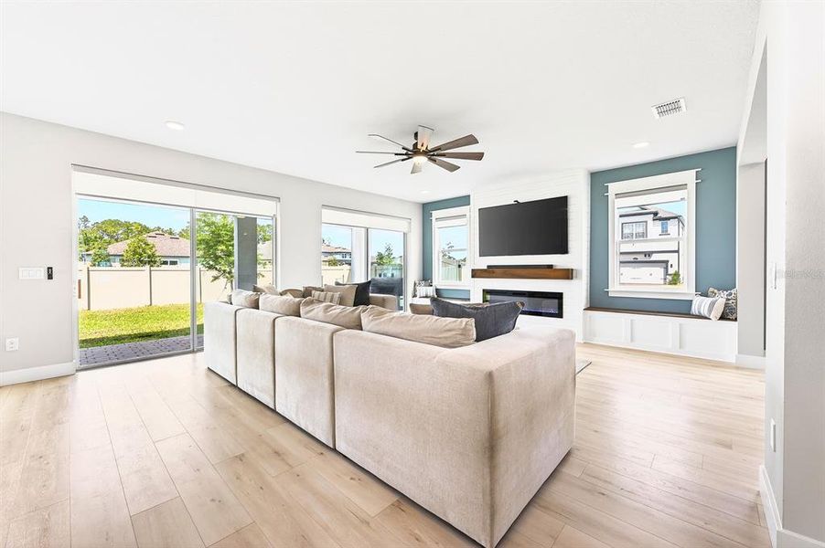 Furnished interior view inside a new home in , Oviedo (Image 16).