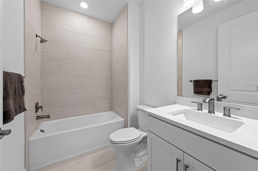 Furnished interior view inside a new home in , Punta Gorda (Image 13).