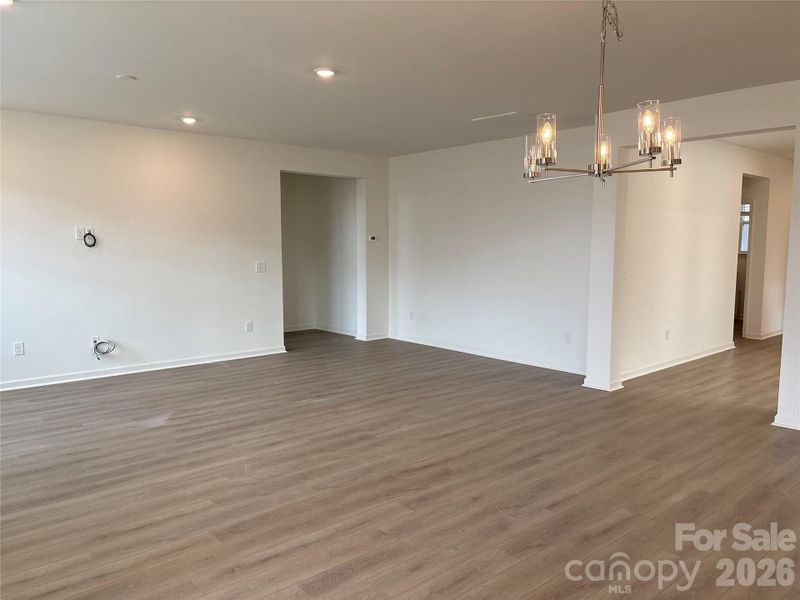 Spacious, unfurnished interior of a new home in Wilson Creek, Indian Land (Image 12).