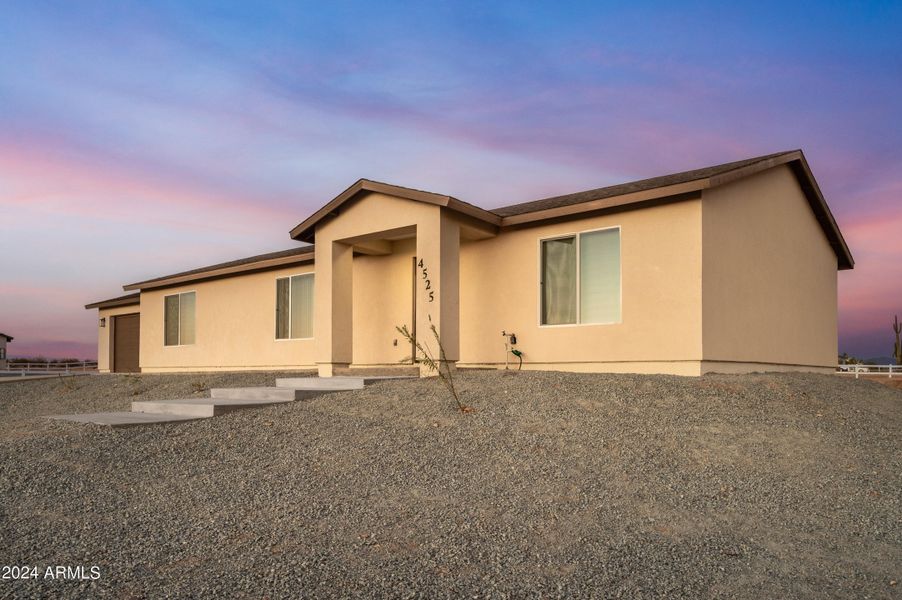 4525 N 337th Ave Tonopah AZ 85354-28 cop