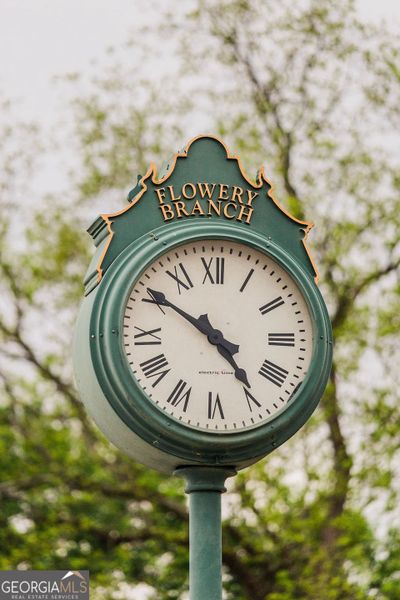 Image 77 of a home in Ponderosa Farms Manor.