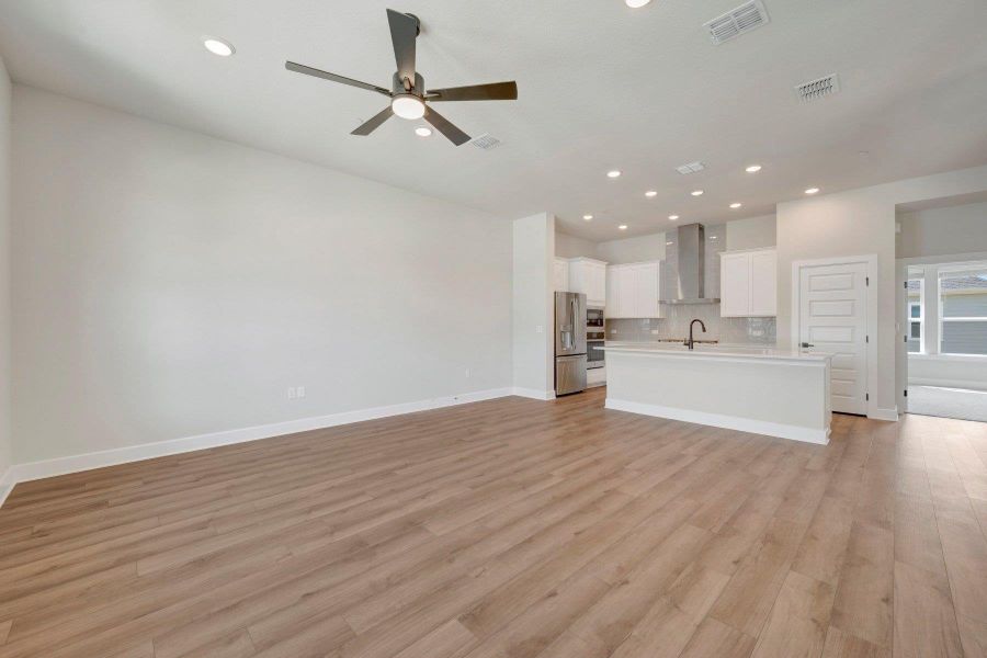 Family Room - Kitchen Family Room - Kitchen