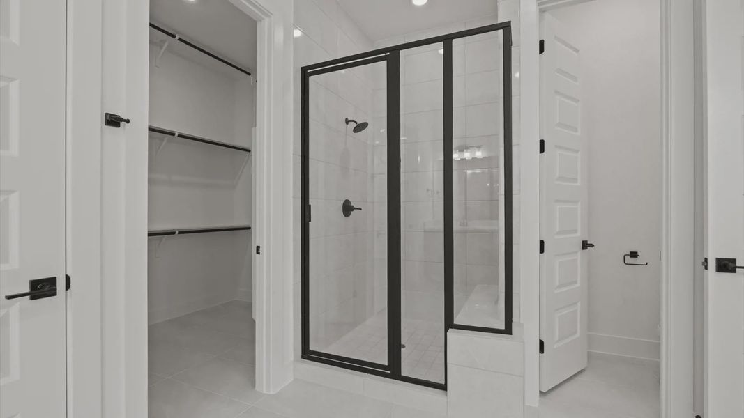 Furnished interior view inside a new home in 6 Creeks, Kyle (Image 9).
