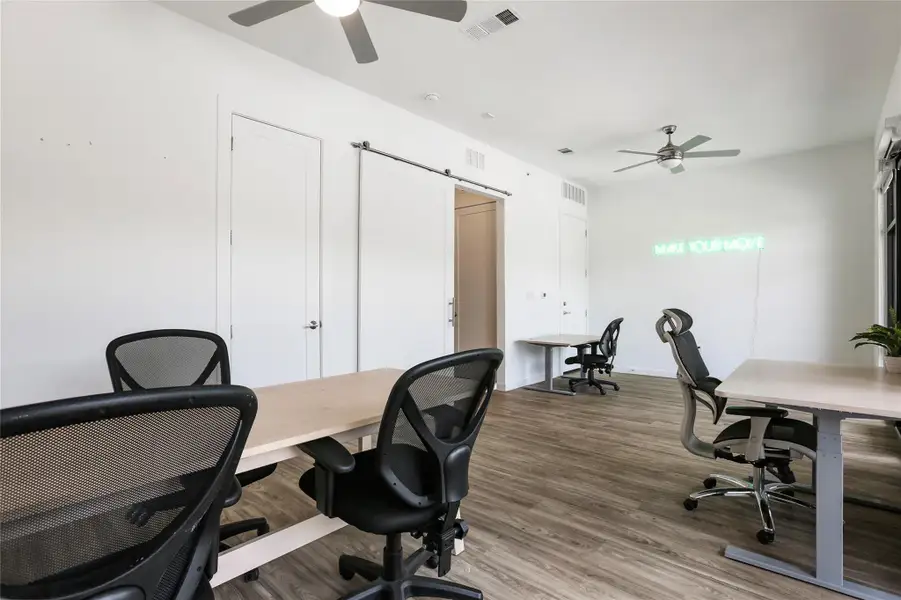 Image 26 of a home in .