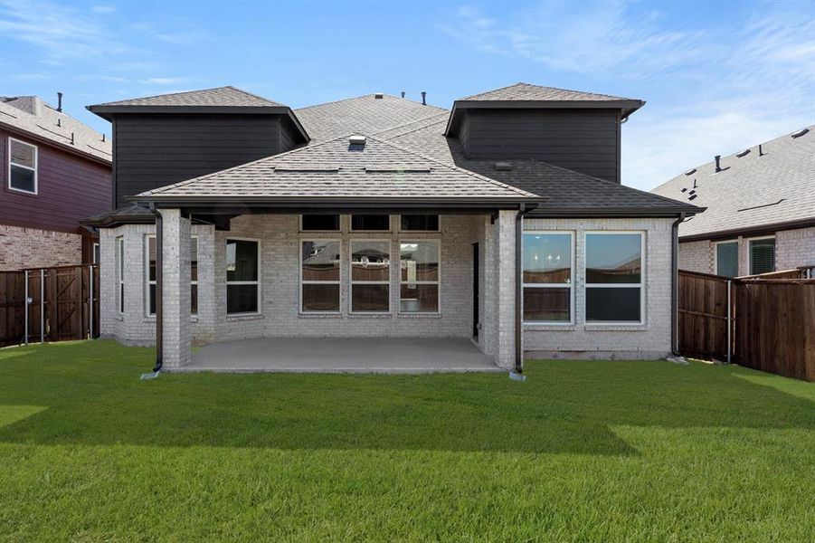 28. 6237 Shasta - Back 28. 6237 Shasta - Back