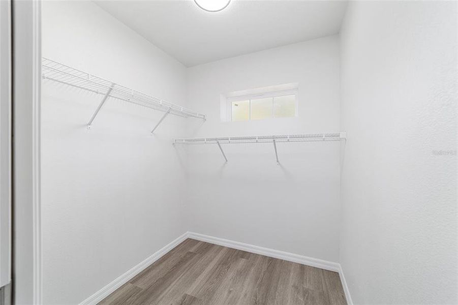 Spacious, unfurnished interior of a new home in , Dunnellon (Image 41).