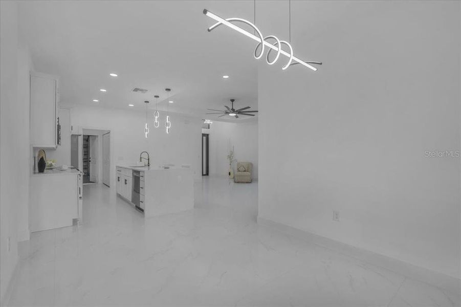 Spacious, unfurnished interior of a new home in , Lehigh Acres (Image 38).