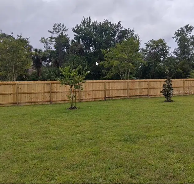 Exterior details and patio area of a home in Palm Coast, Palm Coast (Image 3).