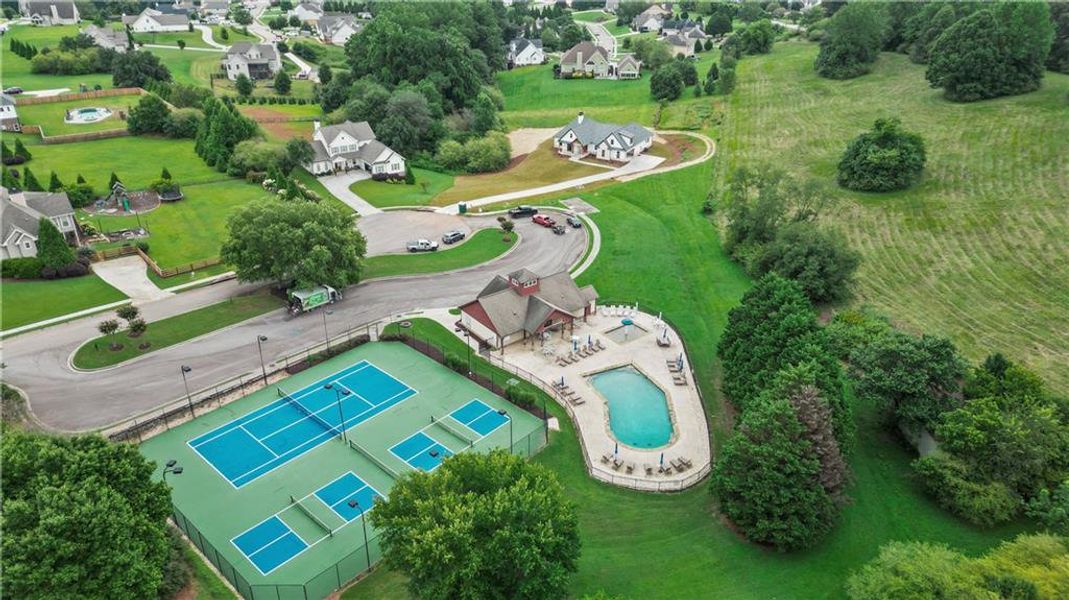 Community amenities in , Clermont (Image 50). Community amenities in , Clermont (Image 50).