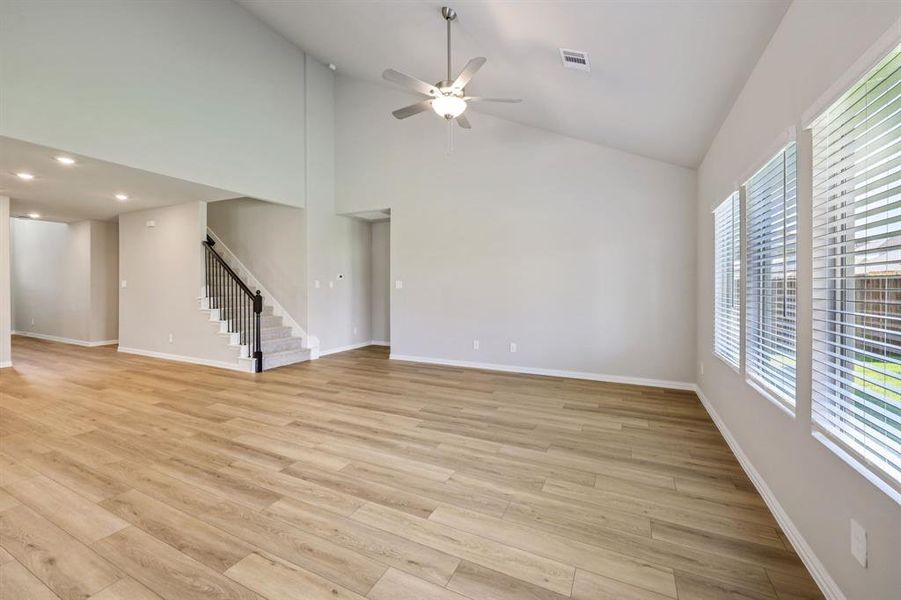 Photo is not of the actual home, but is an inspirational photo of builder’s model home and may depict options, furnishings, and/or decorator features that are not included. Photo is not of the actual home, but is an inspirational photo of builder’s model home and may depict options, furnishings, and/or decorator features that are not included.