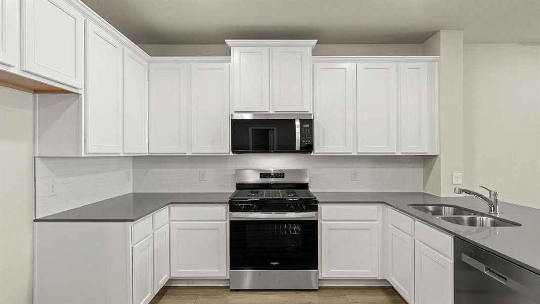 05. 3705 Star Mesa - Kitchen (2)