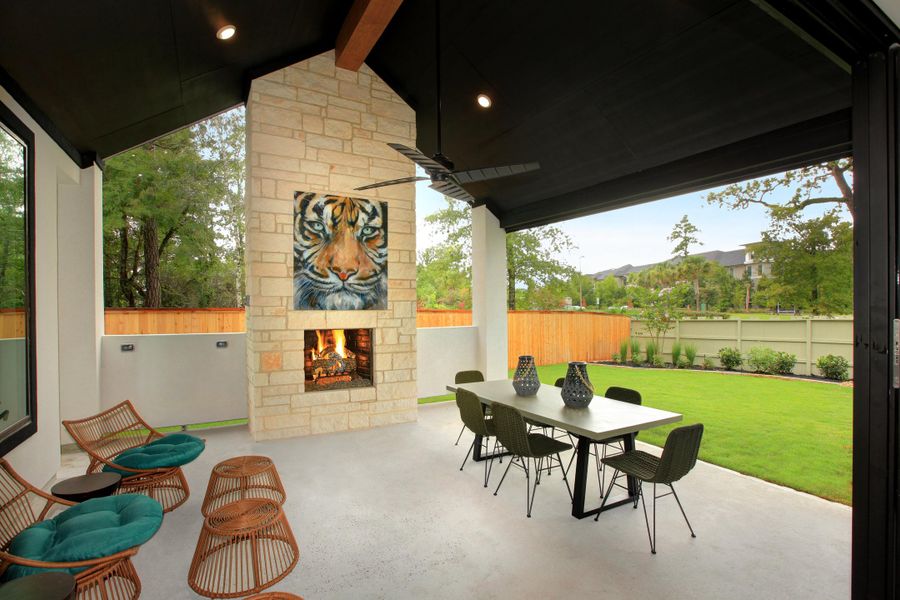 The Brookdale II Outdoor Living Area