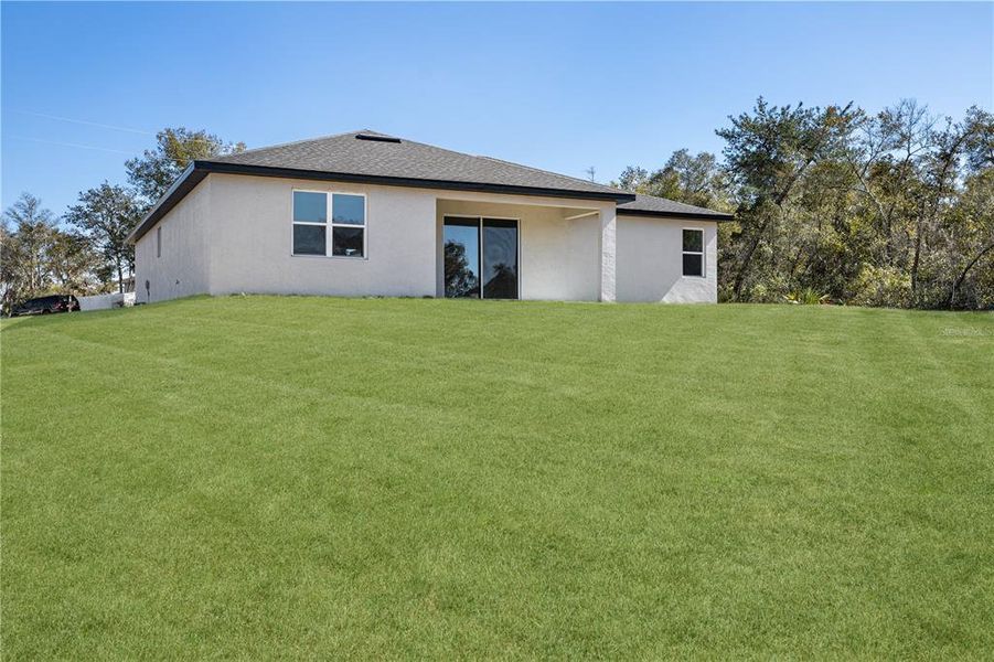 Exterior details and patio area of a home in , Ocala (Image 3). Exterior details and patio area of a home in , Ocala (Image 3).