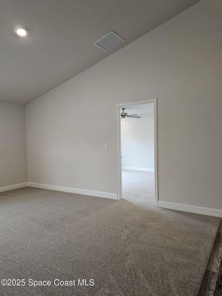 Spacious, unfurnished interior of a new home in Palm Bay, Palm Bay (Image 15).