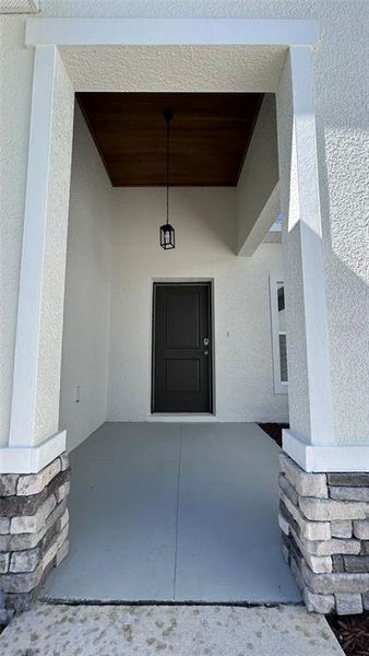 Exterior details and patio area of a home in , Ocala (Image 20).