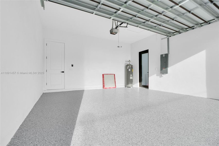 Spacious, unfurnished interior of a new home in , Lehigh Acres (Image 17). Spacious, unfurnished interior of a new home in , Lehigh Acres (Image 17).