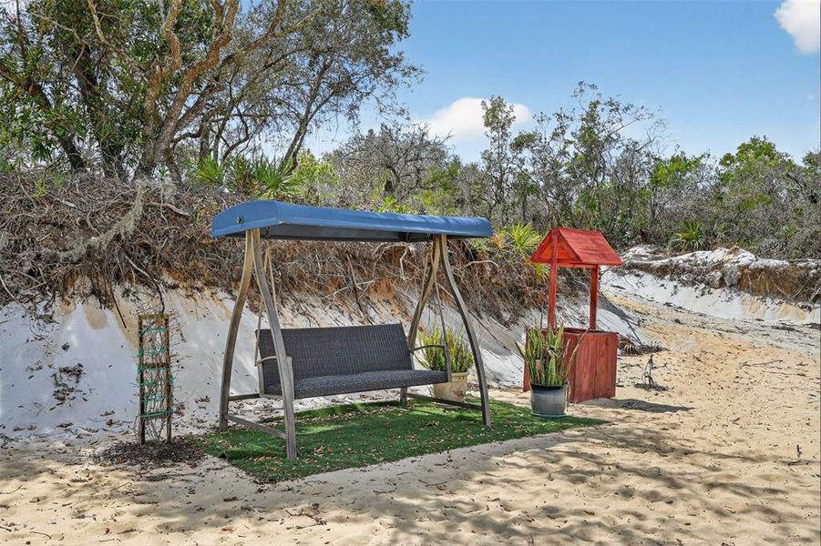 Community amenities in , Lake Placid (Image 53).