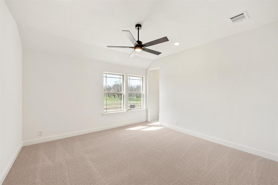 Spacious, unfurnished interior of a new home in Windsong Ranch, Prosper (Image 35).