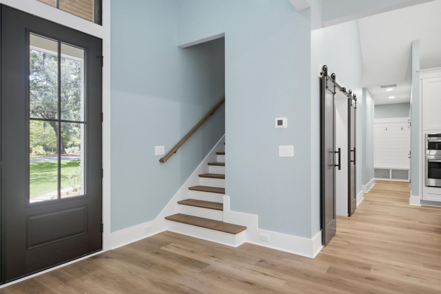Spacious, unfurnished interior of a new home in , Hollywood (Image 25). Spacious, unfurnished interior of a new home in , Hollywood (Image 25).