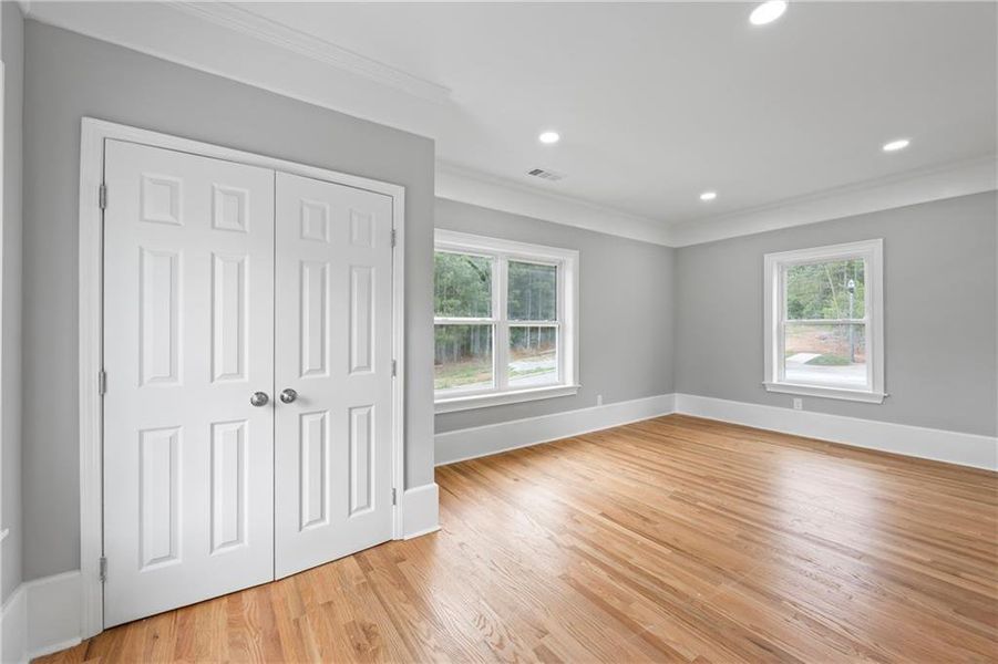 Spacious, unfurnished interior of a new home in , Fairburn (Image 22).