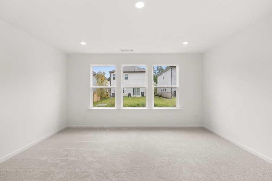 Spacious, unfurnished interior of a new home in Timber Ridge: Timber Ridge 42', Douglasville (Image 27).