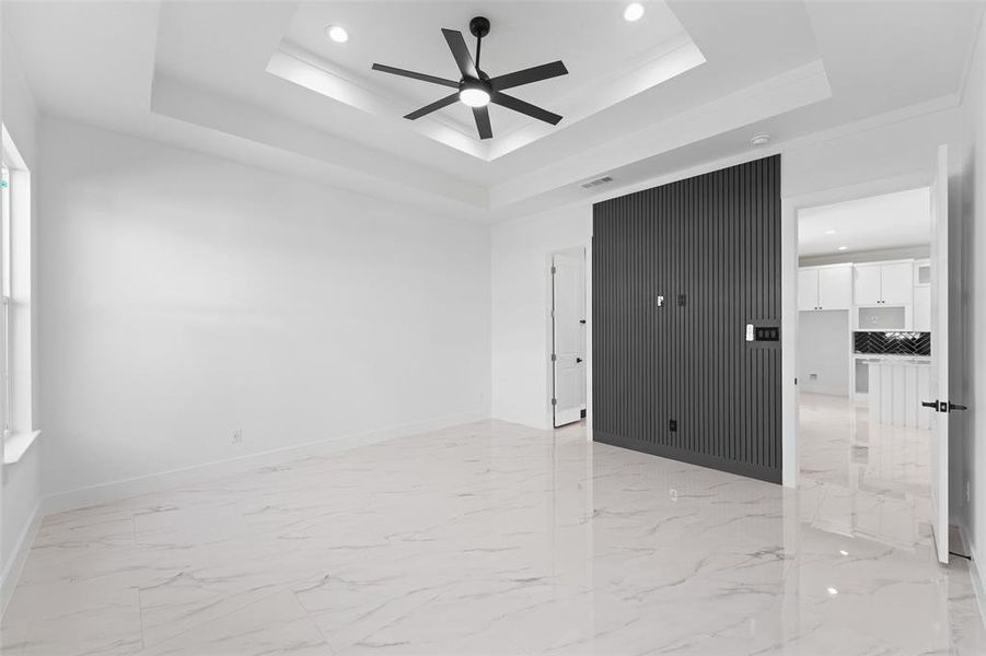 Spacious, unfurnished interior of a new home in , Dallas (Image 18).