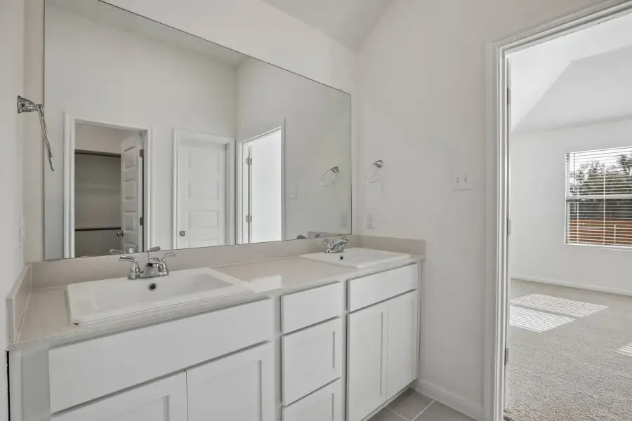 Furnished interior view inside a new home in Trinity Ranch, Elgin (Image 14).