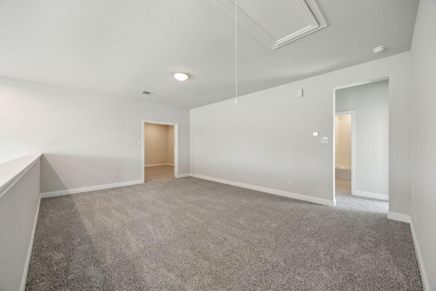 Spacious, unfurnished interior of a new home in Saint Tropez, Huffman (Image 24).