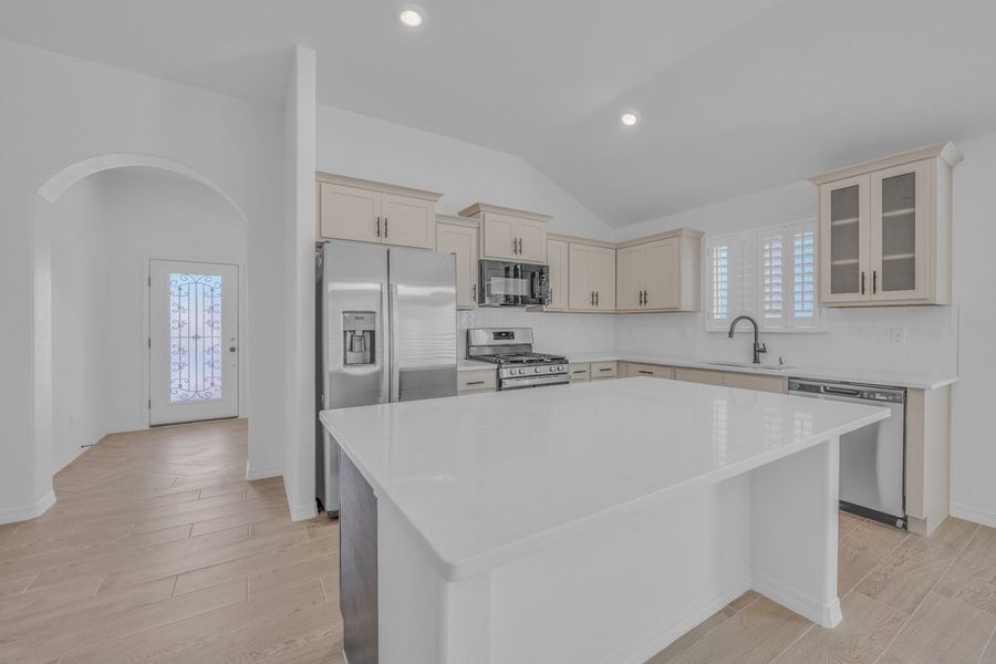 Furnished interior view inside a new home in Paseo Del Este, El Paso (Image 11).