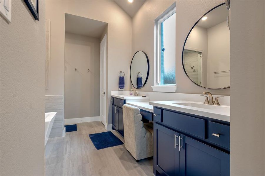 Furnished interior view inside a new home in , Van Alstyne (Image 38).
