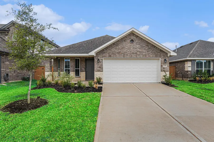 Image 17 of a home in Lago Mar. Image 17 of a home in Lago Mar.
