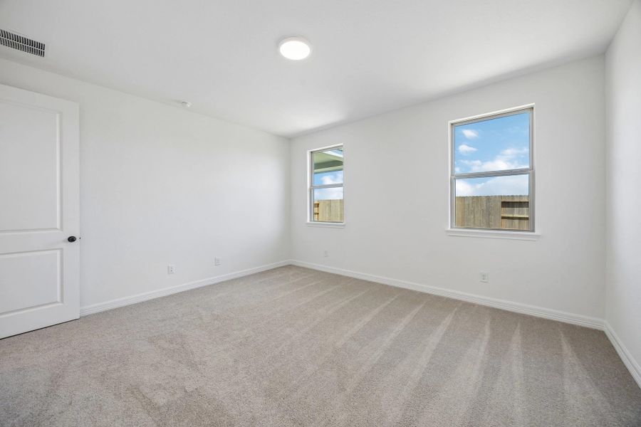 Spacious, unfurnished interior of a new home in Azalea, Brookshire (Image 15).