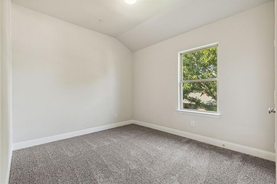 Spacious, unfurnished interior of a new home in Villas of Middleton, Plano (Image 10).