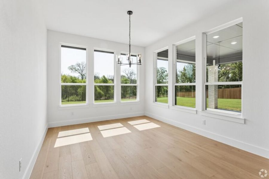 Spacious, unfurnished interior of a new home in Chatham Reserve, Providence Village (Image 31).