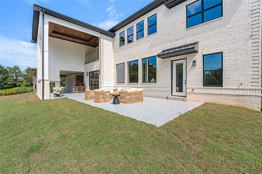 Exterior details and patio area of a home in , Lawrenceville (Image 30).