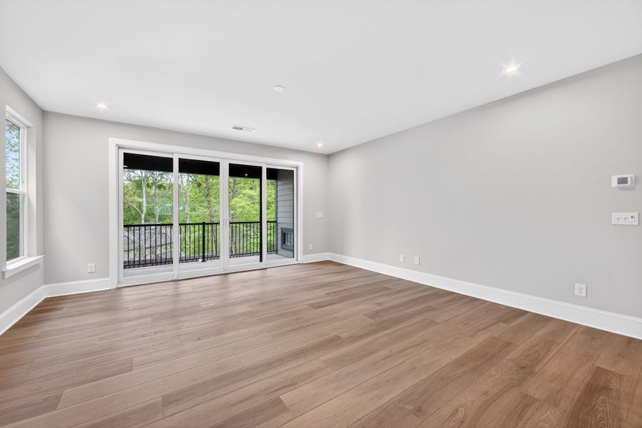 Spacious, unfurnished interior of a new home in Old Town Village, Waxhaw (Image 31). Spacious, unfurnished interior of a new home in Old Town Village, Waxhaw (Image 31).