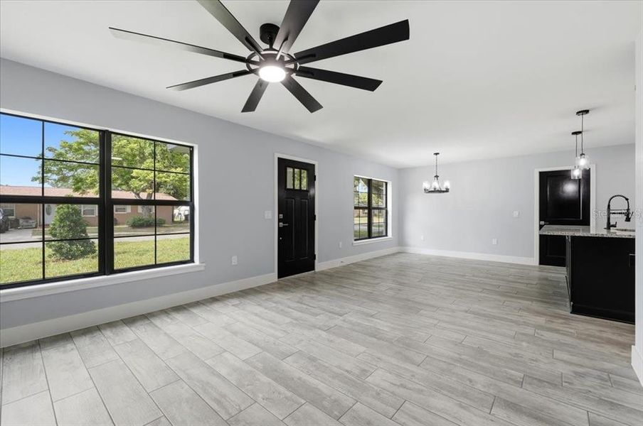 Spacious, unfurnished interior of a new home in , Auburndale (Image 35).
