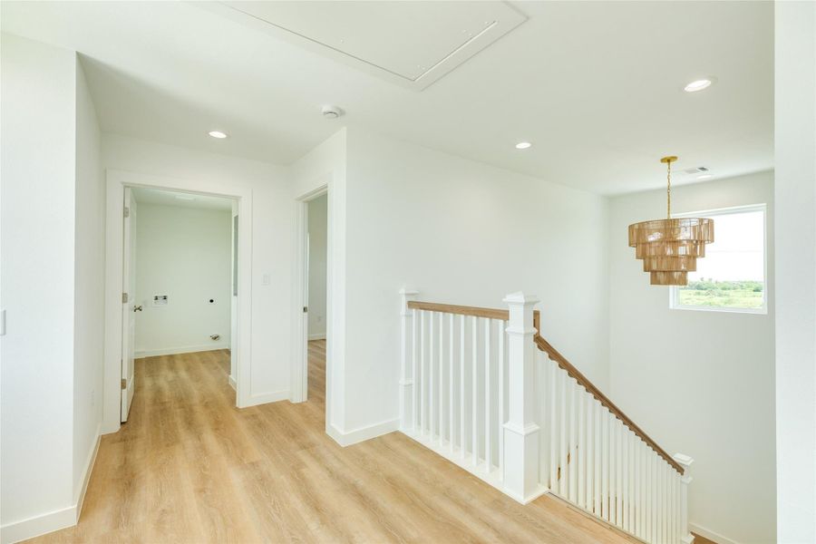 Spacious, unfurnished interior of a new home in , Galveston (Image 27).