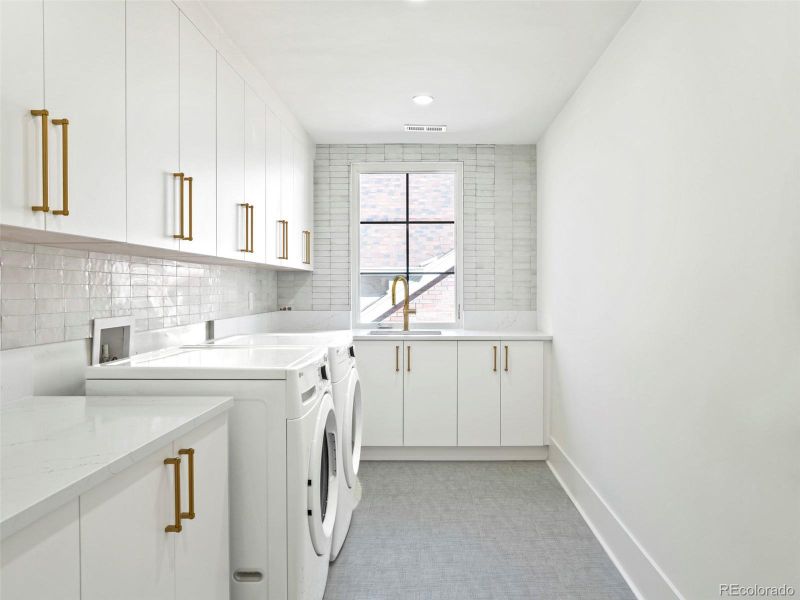 Image 41 of a home in .