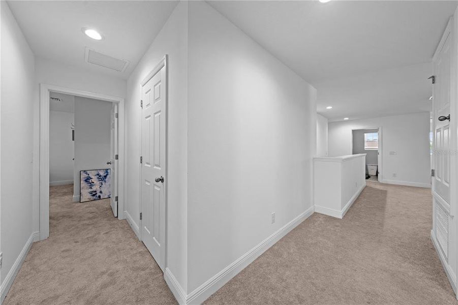 Spacious, unfurnished interior of a new home in , St. Cloud (Image 47).